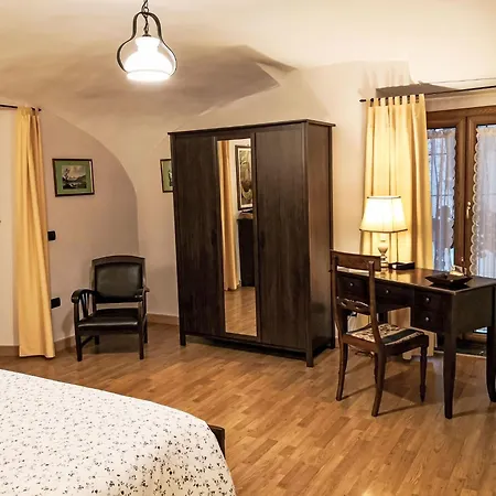L' Arcata A Montesanto By Interhome * Neapol