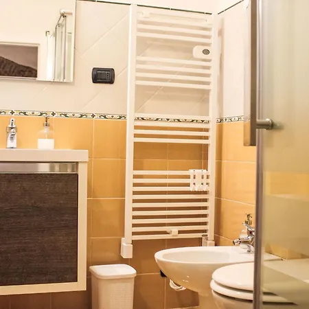 L' Arcata A Montesanto By Interhome * Neapol