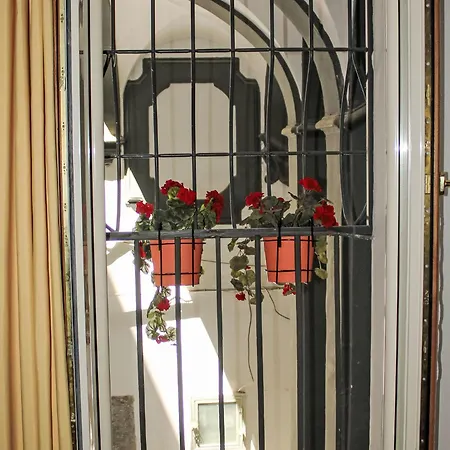 Apartament L' Arcata A Montesanto By Interhome Neapol